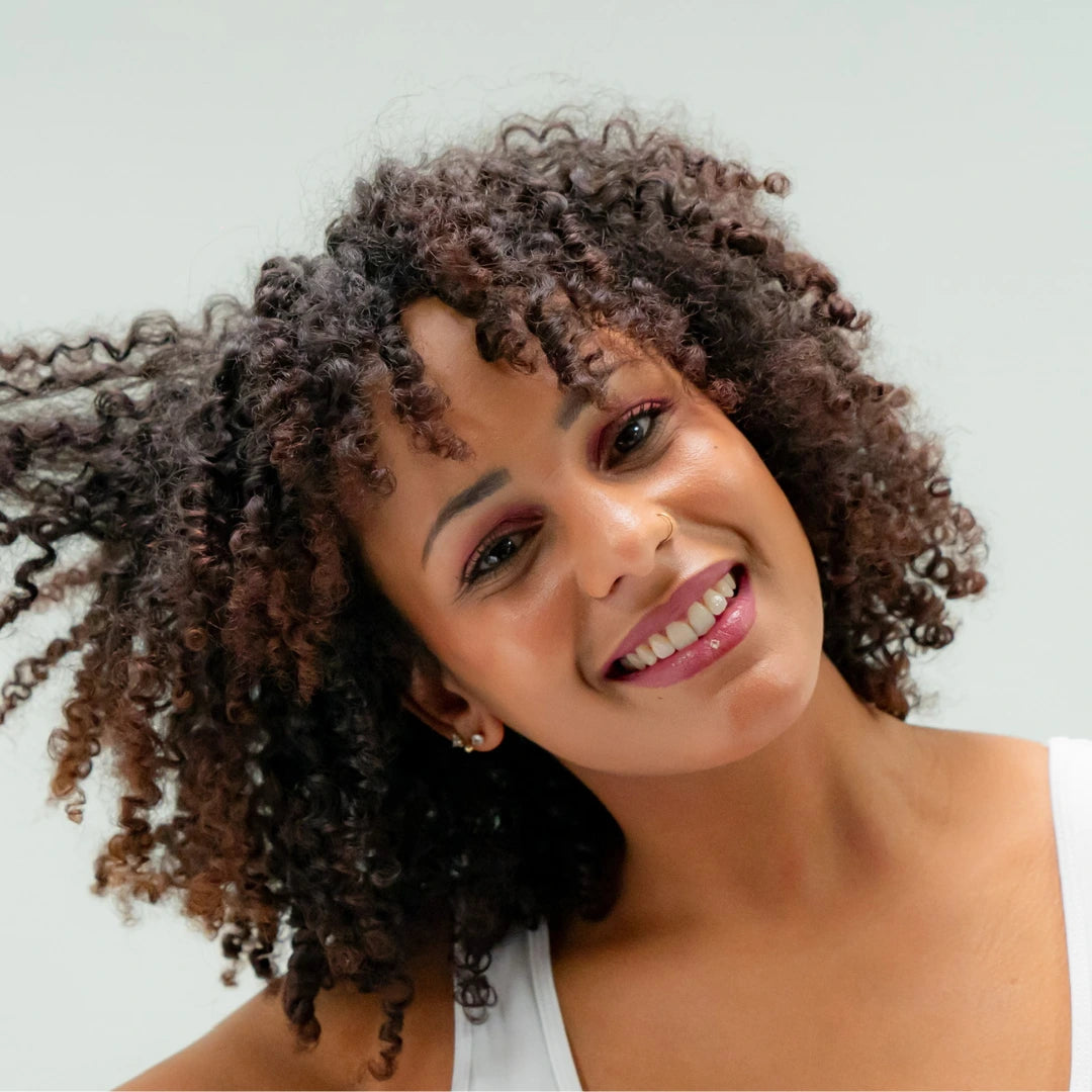 Cheveux frisés et crépus